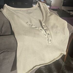 Suzette Collection Cropped No Sleeve Tee